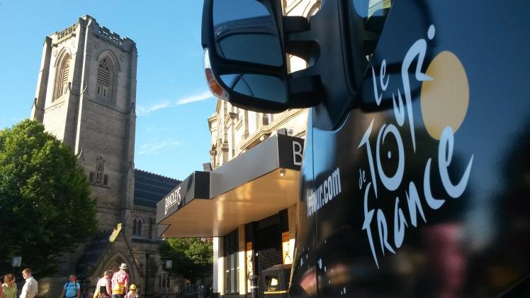 RW July 09 Harrogate TdF Van