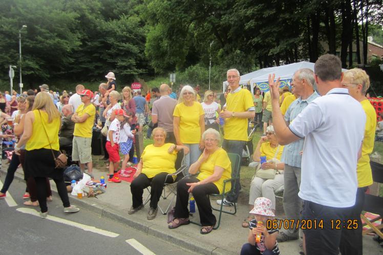 RW July 30 Armitage Bridge roadside